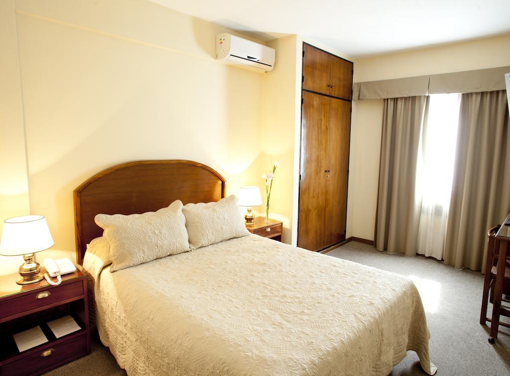 Double or Twin Room,1197112153:JPEG