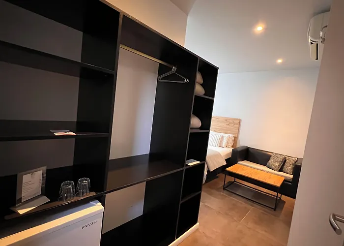 5411 Soho Hotel