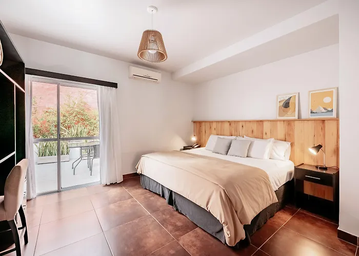 5411 Soho Hotel